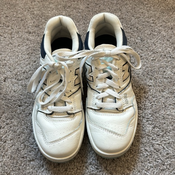 New Balance 550 - Picture 2 of 8